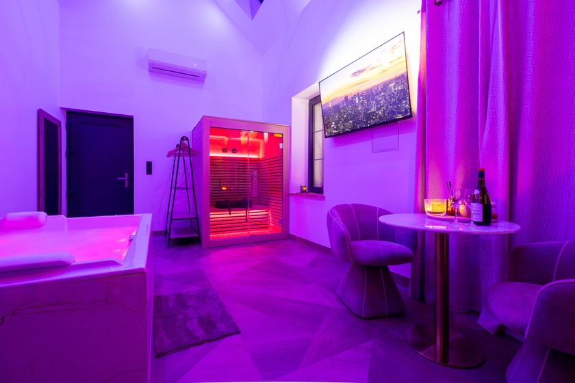 Spa Signature : coin salon et sauna infrarouge